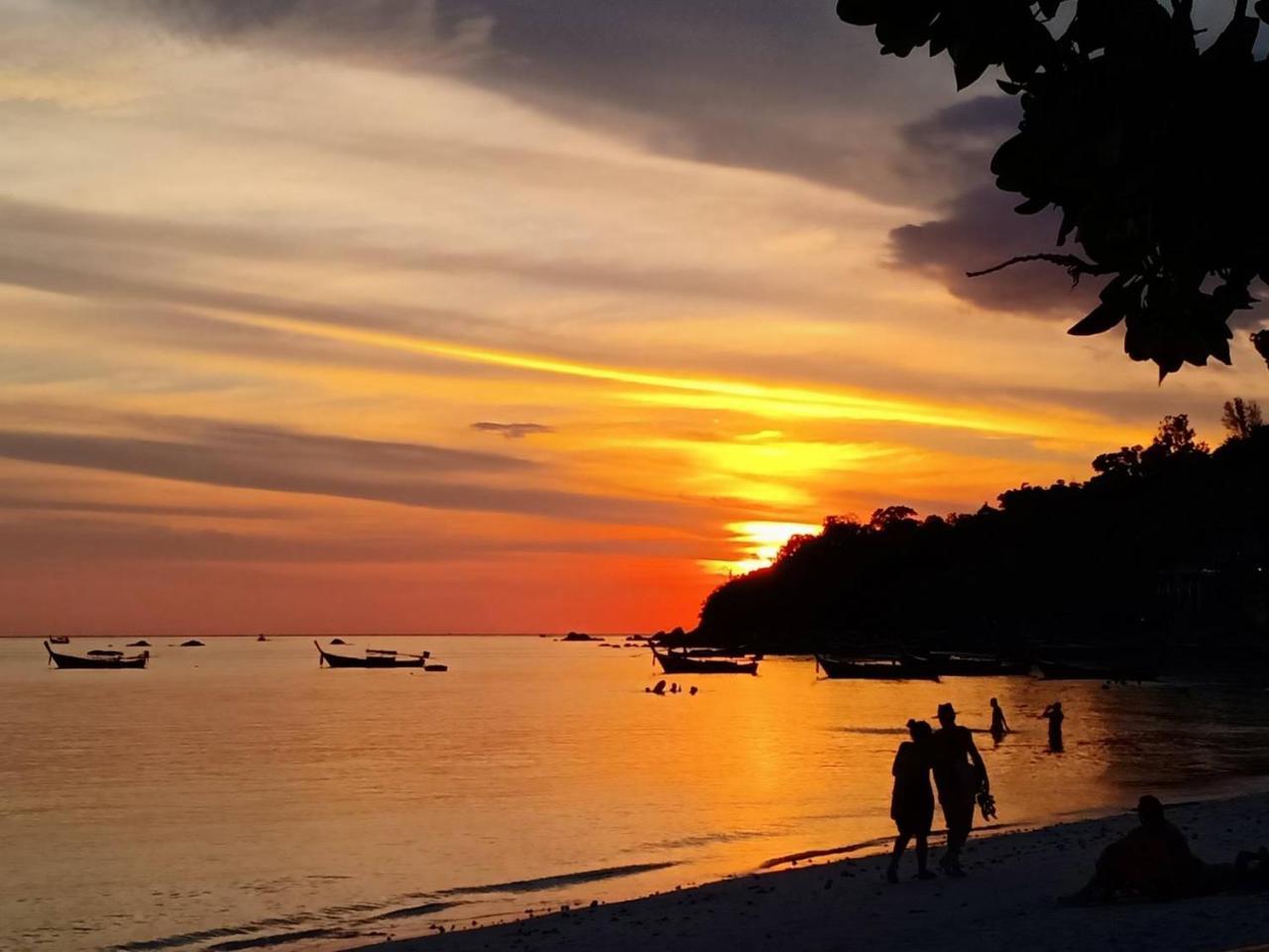Z-Touch Lipe Island Resort Экстерьер фото